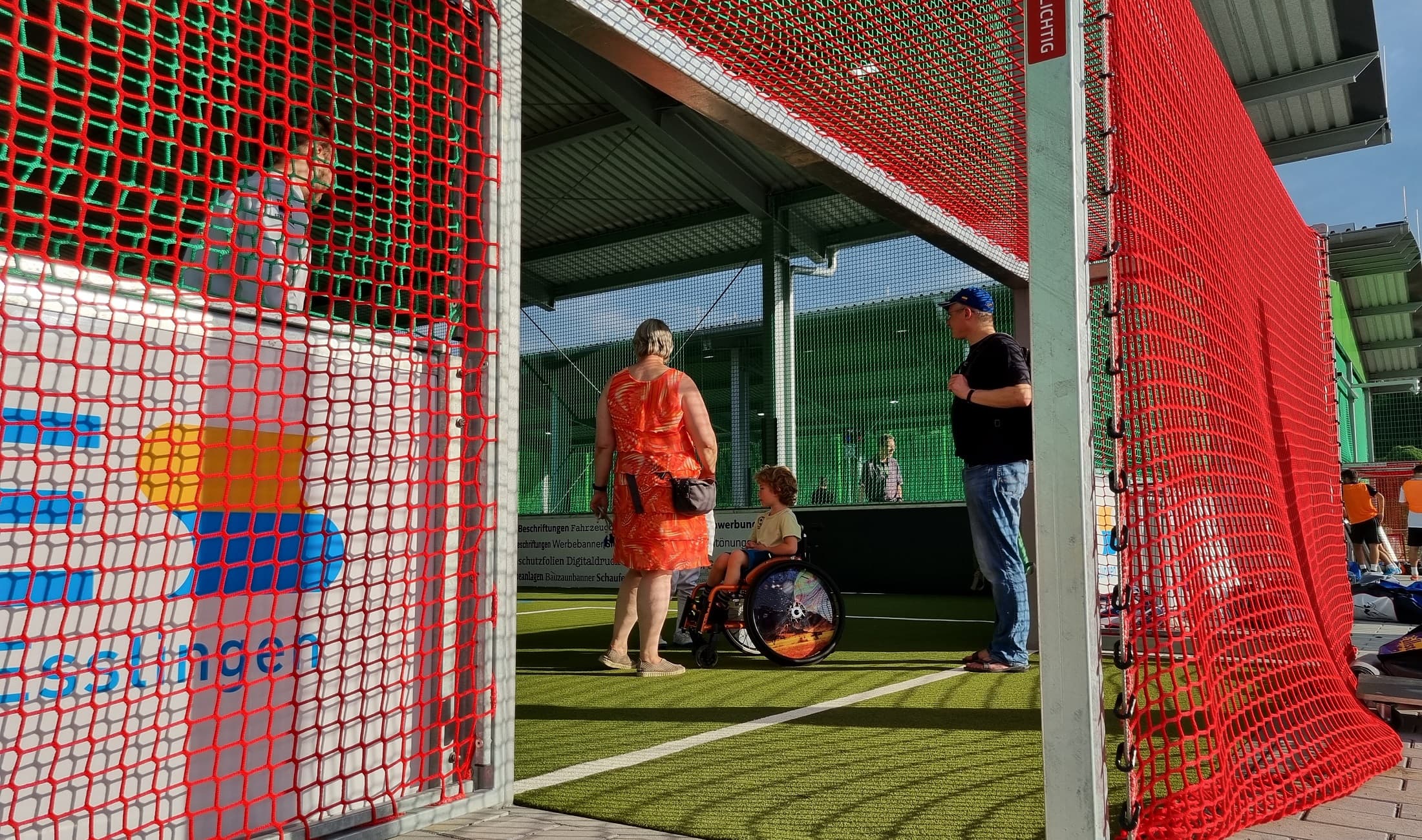 barrierefreiheit-mcarena-freilufthalle