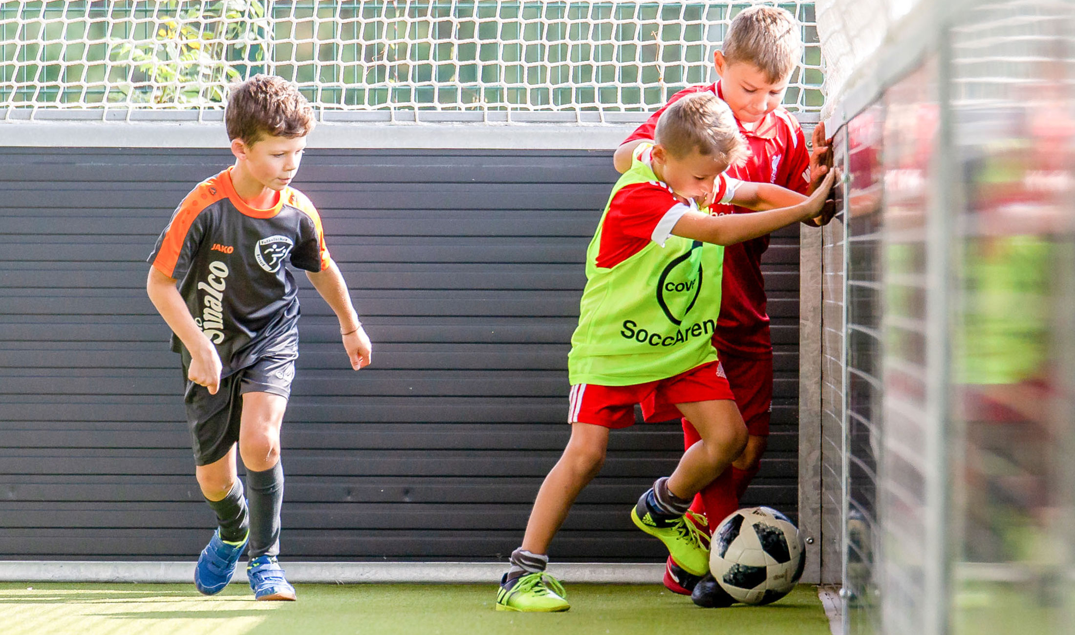 rundumbande-mcarena-freilufthalle